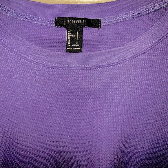 Forever 21 crop sweater. Size L - Picture 4 of 4